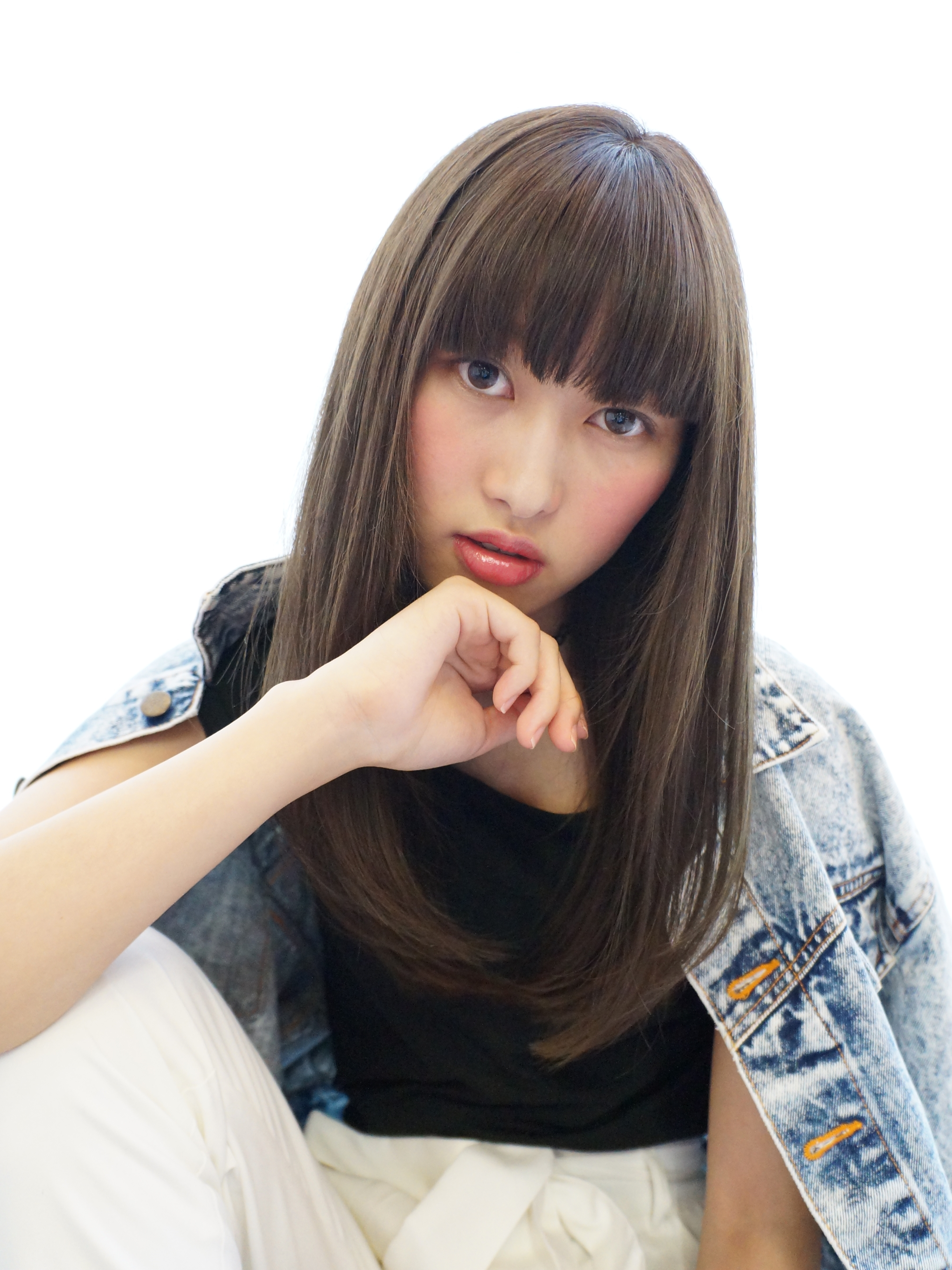 正面 Liss 恵比寿 フリーランス美容師のみの美容室 代表 渡辺真一 地毛に戻す美容師 コンプレックス お悩み相談