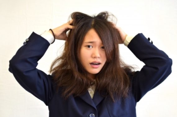 美容室によって縮毛矯正の料金が安いのはなぜ やすいと危険 Liss 恵比寿 フリーランス美容師のみの美容室 代表 渡辺真一 地毛に戻す美容師 コンプレックス お悩み相談 美容室によって縮毛矯正の料金が安いのはなぜ やすいと危険 Liss 恵比寿 フリーランス美容師のみの美容室 代表 渡辺真一 地毛に戻す美容師 コンプレックス お悩み相談