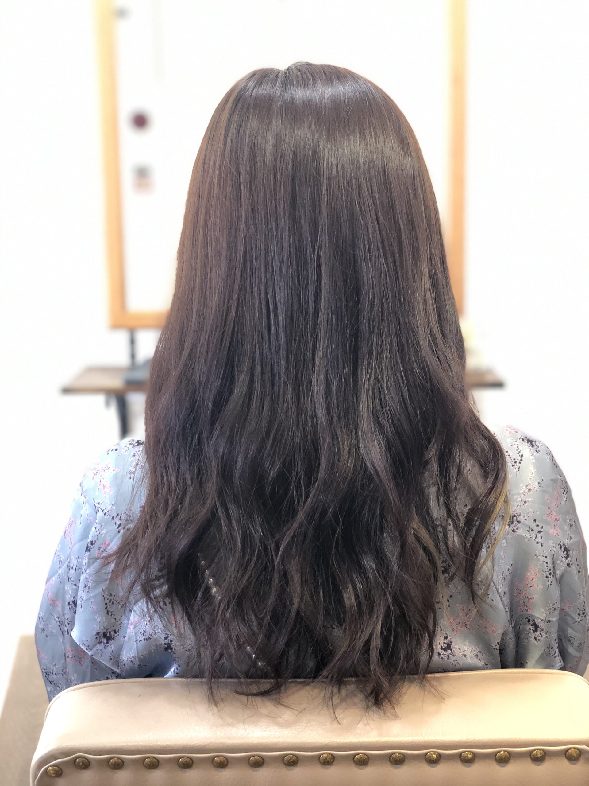 ブログ見てのご来店 就職するからインナーカラーブリーチを地毛に戻したい Liss 恵比寿 フリーランス美容師のみの美容室 代表 渡辺真一 地毛に戻す美容師 コンプレックス お悩み相談 ブログ見てのご来店 就職するからインナーカラーブリーチを地毛に戻したい Liss 恵比寿 フリーランス美容師のみの美容室 代表 渡辺真一 地毛に戻す美容師 コンプレックス お悩み相談