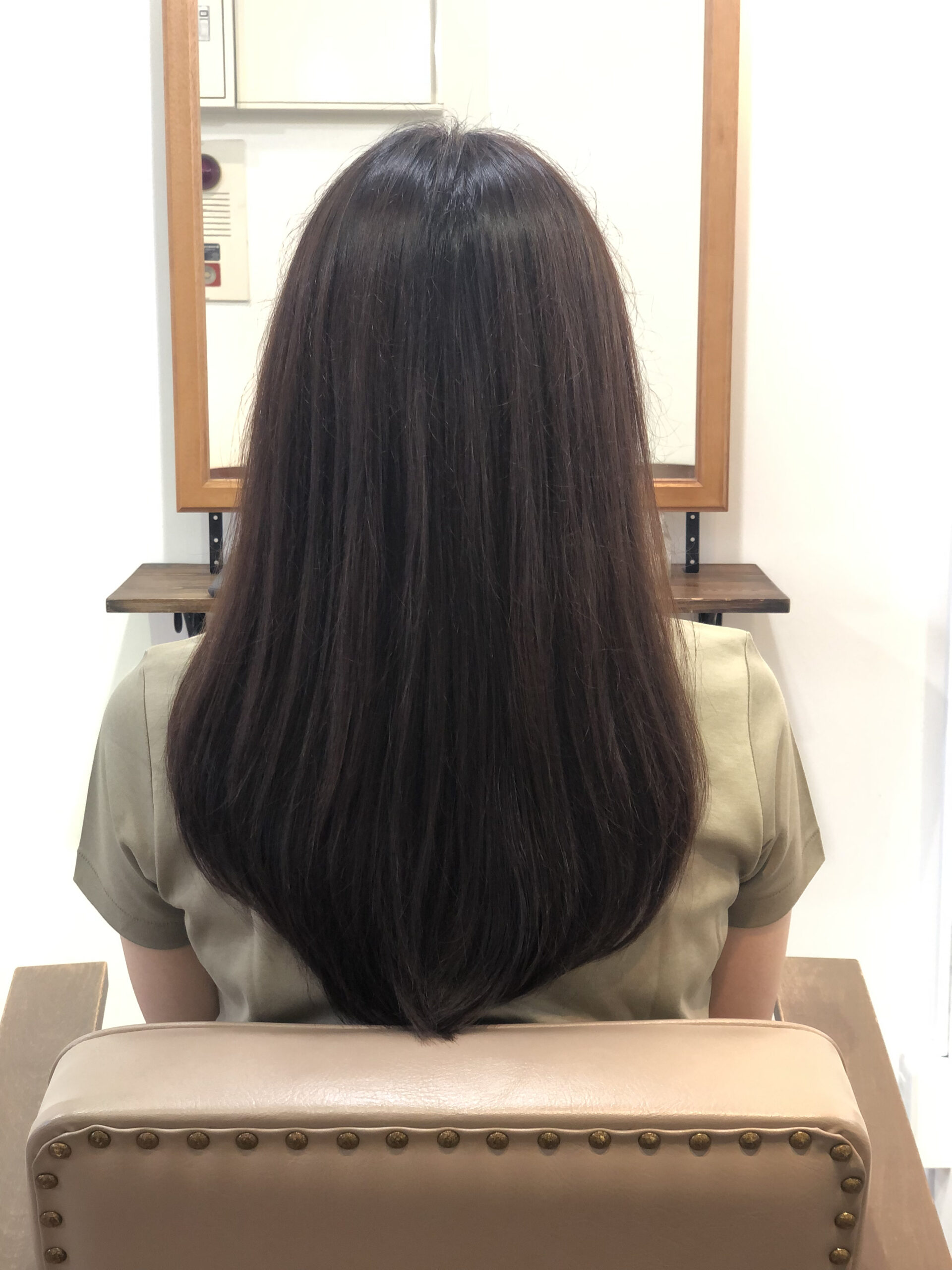 インスタ ブログ見てのご来店 ４トーンに暗く染めてもすぐに明るく色落ちするから地毛に戻したい Liss 恵比寿 フリーランス美容師のみの美容室 代表 渡辺真一 地毛に戻す美容師 コンプレックス お悩み相談