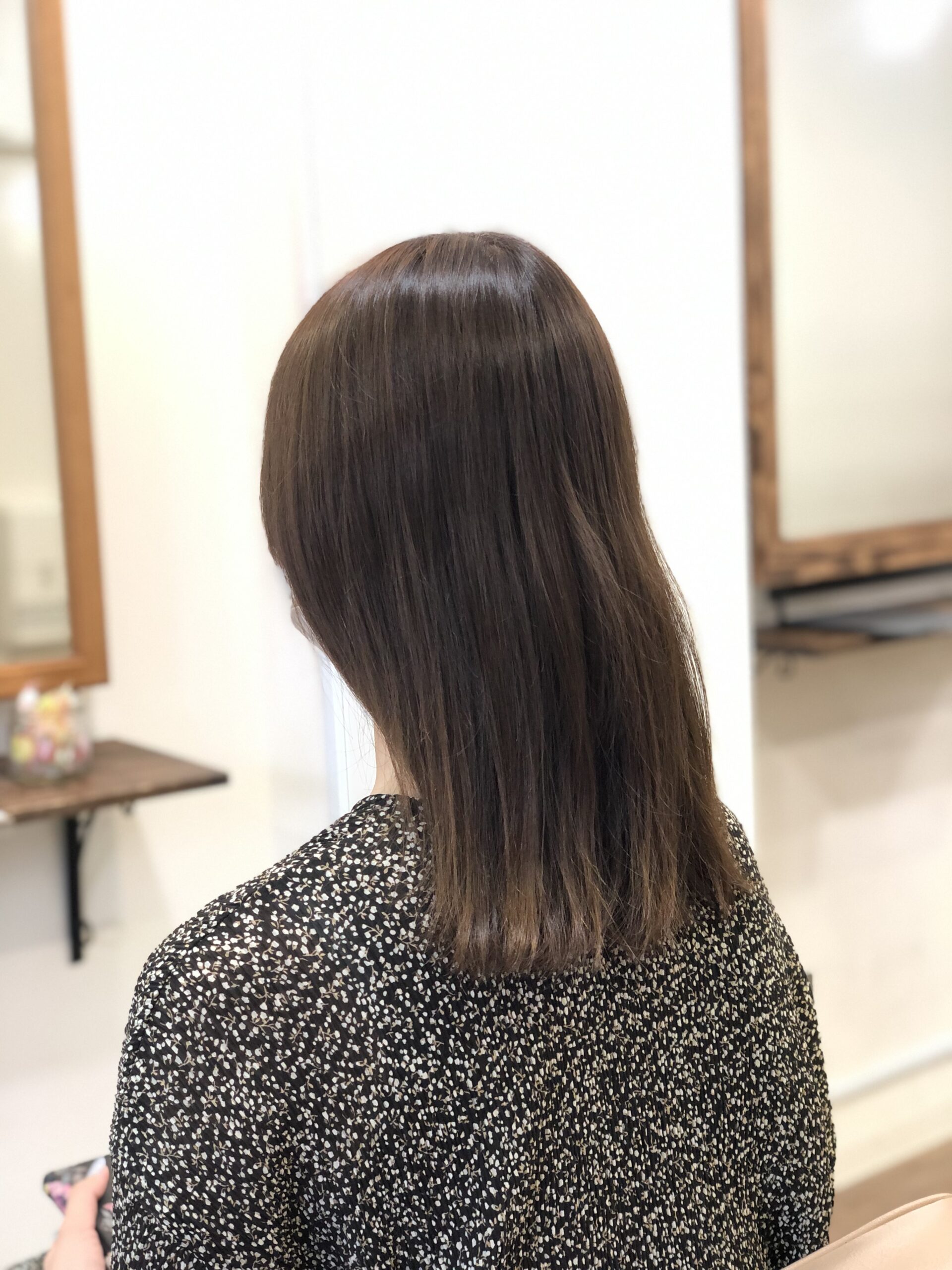 ブログ見てのご来店 黒っぽくカラーしても１週間で茶色く色落ちするから地毛にもしたい Liss 恵比寿 フリーランス美容師のみの美容室 代表 渡辺真一 地毛に戻す美容師 コンプレックス お悩み相談